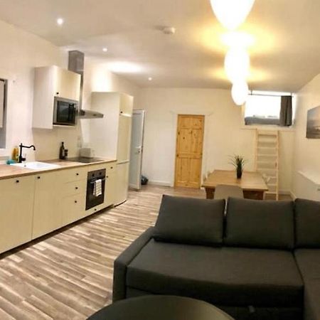 Just Renovated Galway City Apartment Buitenkant foto